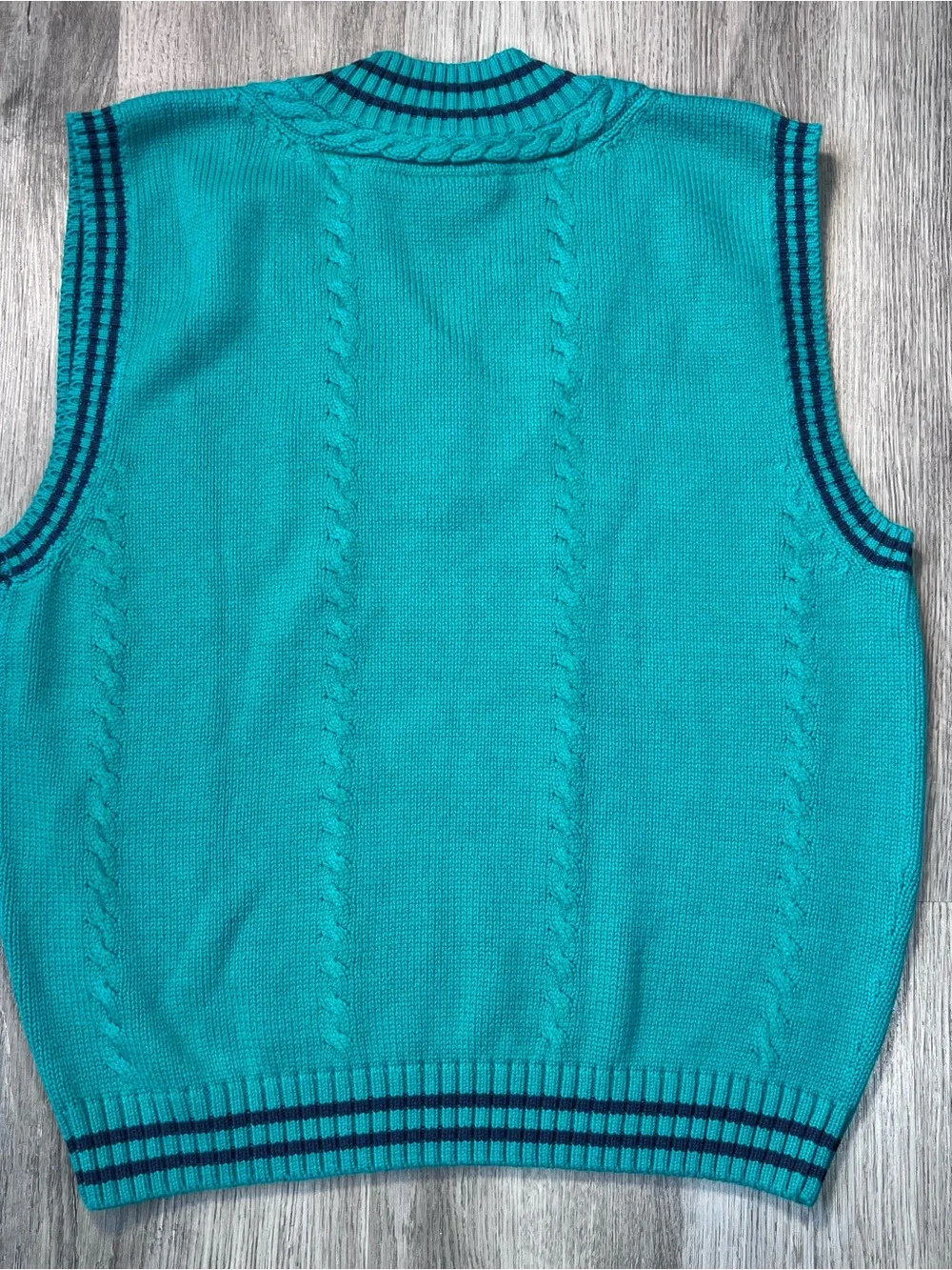 Vintage Disney Store Men’s L Green Knit Mickey Mouse Golf Cricket Sweater Vest - Picture 3 of 8